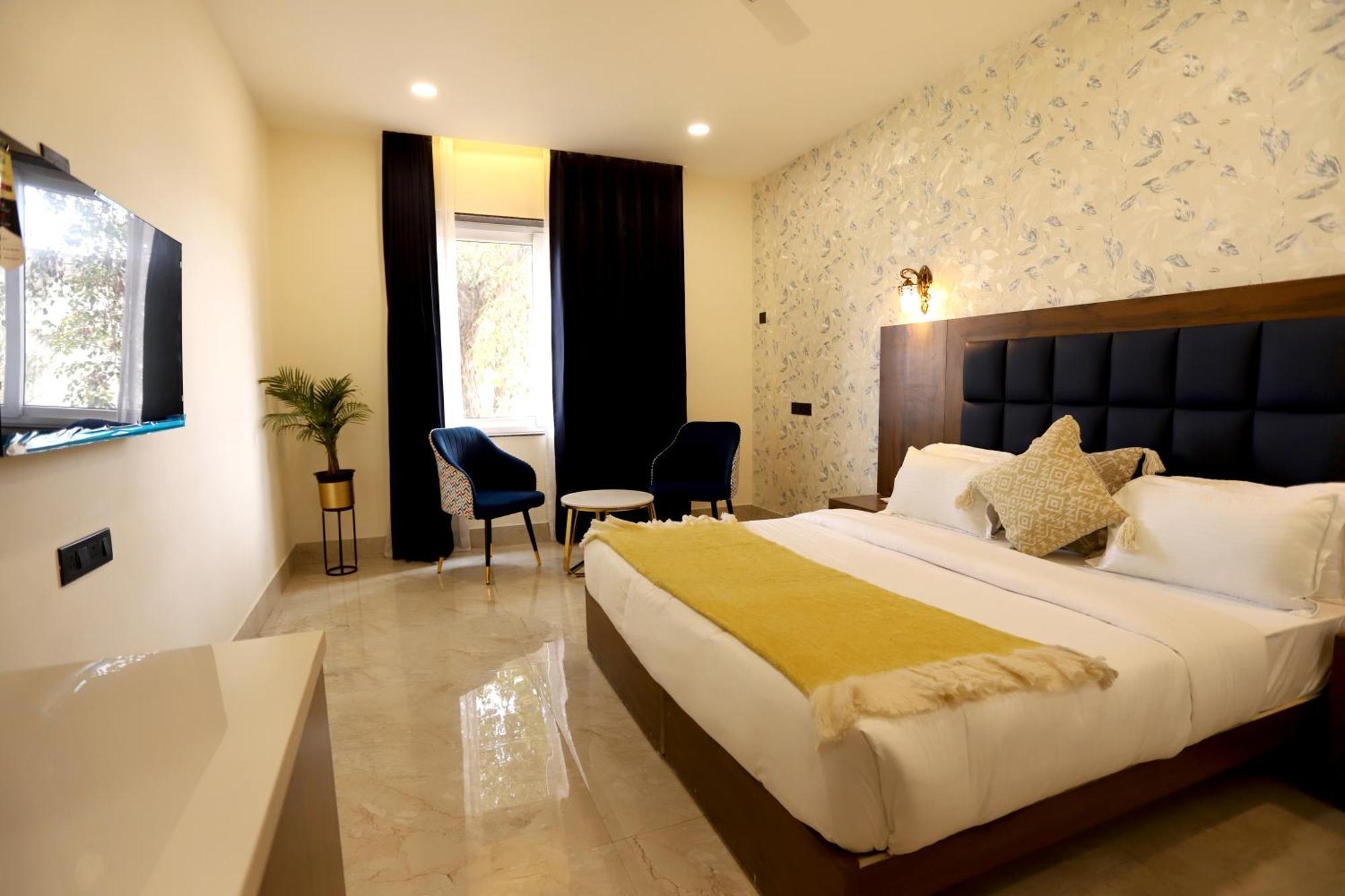 Hotel Dhingra Inn Rewāri Kültér fotó